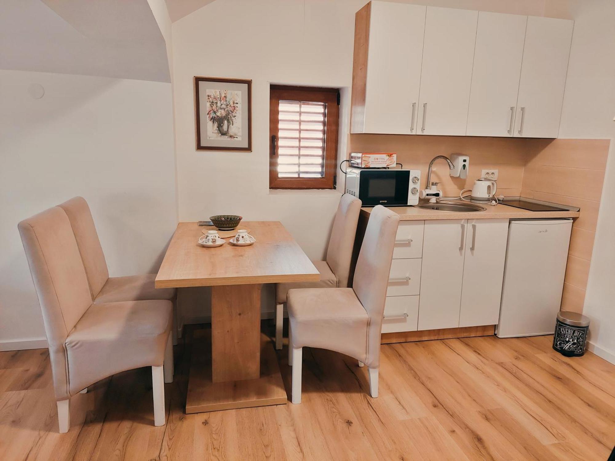 Buba Palace Nikšić Extérieur photo